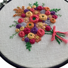 Load image into Gallery viewer, 6“ Floral Embroidery on White Linen
