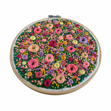 Load image into Gallery viewer, 7“ Floral Embroidery on White Linen
