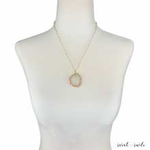 Load image into Gallery viewer, Quartz Rosary Chain Necklace with Druzy Pendant
